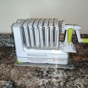 Brieftons 10-Blade Vegetable And Fruit  Spiralizer